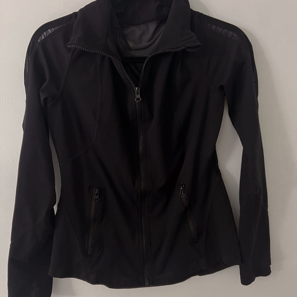 Sporty zip up zip up jacket